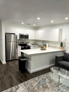 Central Dallas - SLEEK Luxurious 1BED 1BATH PAD